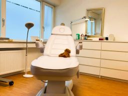 Behandlungszimmer Amelie von Plüskow, Praxis für ästhetische Medizin